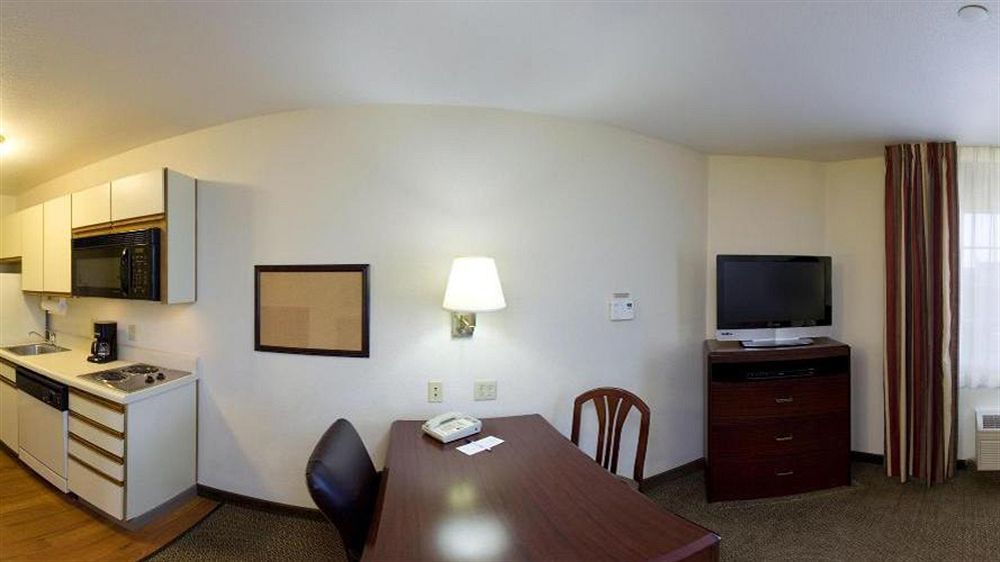 Sonesta Simply Suites Oklahoma City Airport Екстериор снимка